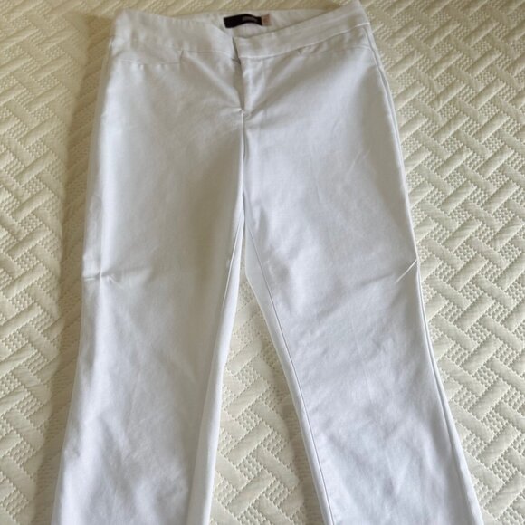 Crosby Women's Size 6 Madison Cropped Ankle White Flat Front Straight Leg Pants - Picture 3 of 15